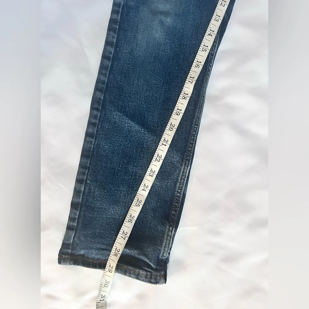 Men's Old Navy Slim Built -In-Flex Jean Size 33 x 30